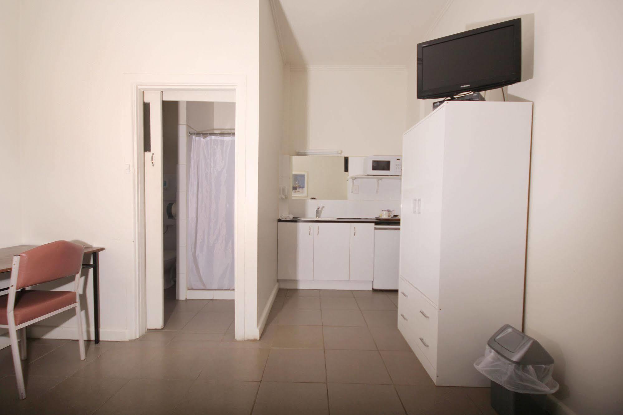 Calder Family Motel Бендиго Экстерьер фото